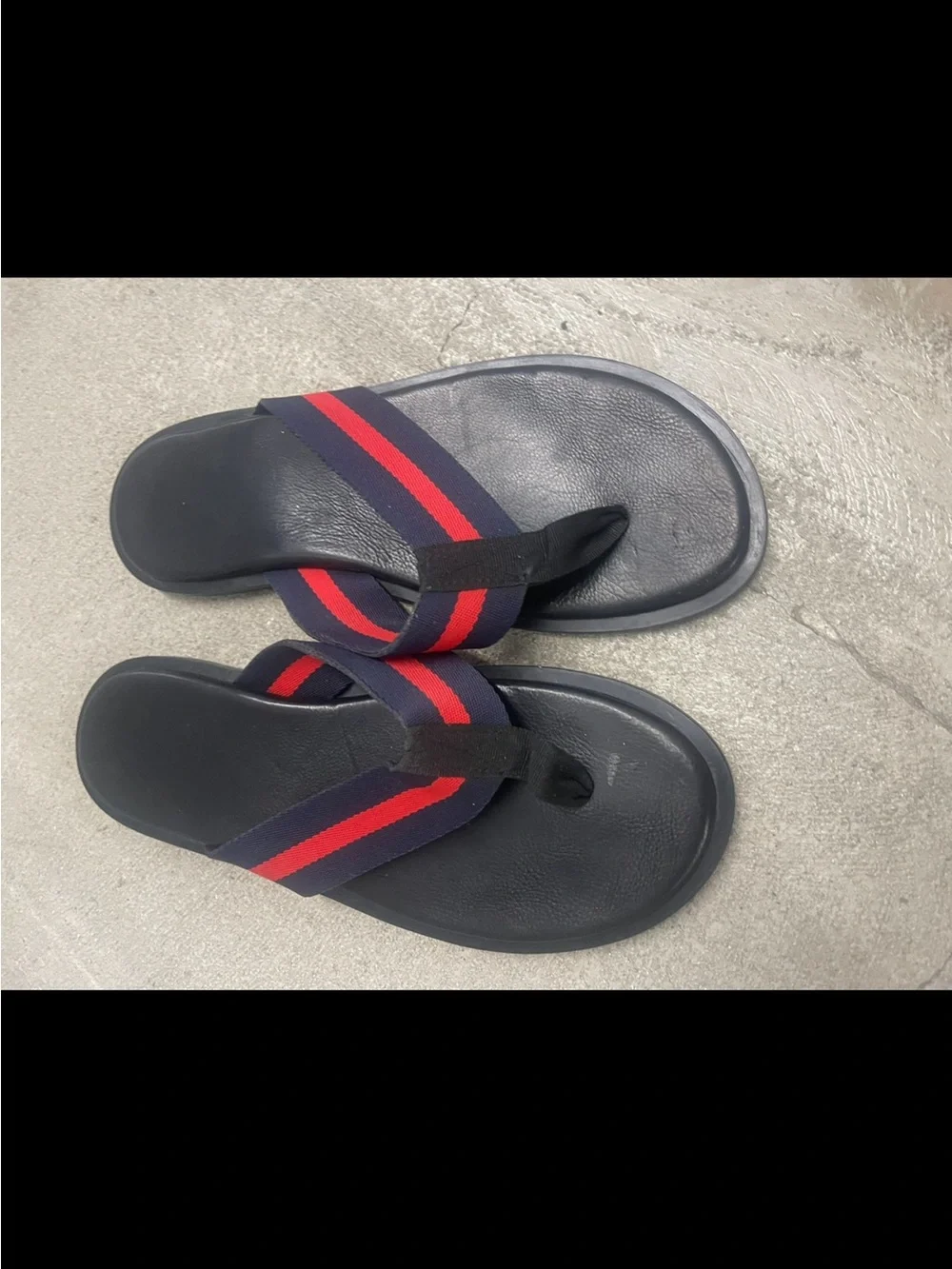 Navy Flip Flop Sandals with Red Stripe Sz 11